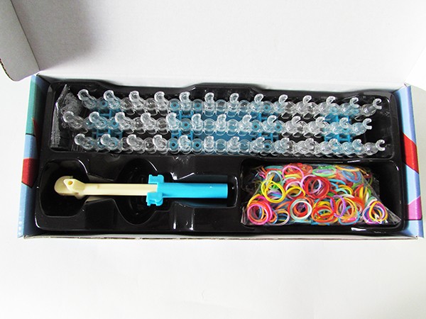 Набор резинок для плетения браслетов Band Accessory Case (Rainbow Loom), 4400 резинок