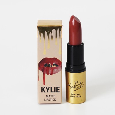 Губная матовая помада Kylie Matte Lipstick цвет DOLCE K